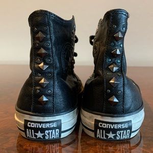 JOHN VARVATOS X Converse